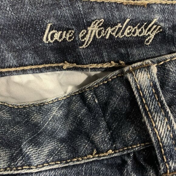 WHBM Jeans Women's Size 2 Signature Blanc Sculpting Blue Mid-Rise Flare Bootcut - Picture 5 of 8